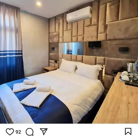 Sosyete Butik Alaçatı