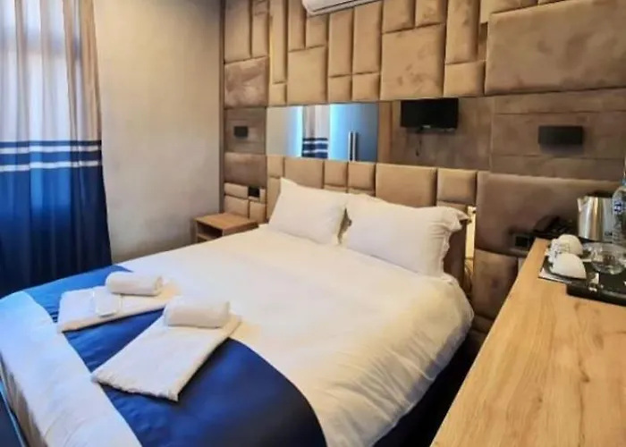 Sosyete Butik Алачати